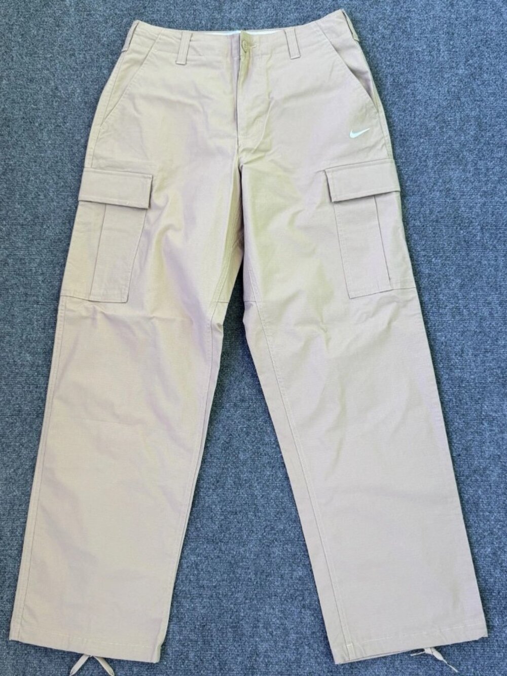 Nike SB Cargo Pant Mens 32 Beige Loose Fit Rip Stop Skateboarding